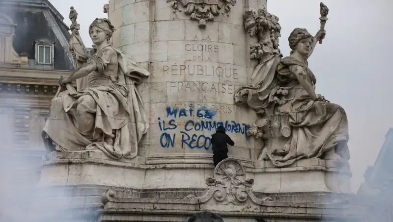 Paris Belediyesi’nden Grafiticilere Sert Önlem: Savaş Açıldı