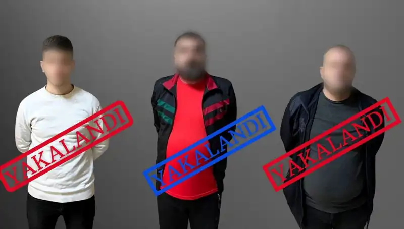 Gürcistan'da Yakalanan Kırmızı Bültenle Aranan Üç Şüpheli Türkiye'ye İade Edildi