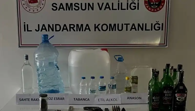 Samsun'da Sahte İçki Operasyonu: Litrelerce Sahte İçki Ele Geçirildi