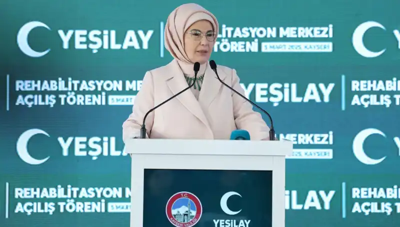 Emine Erdoğan'ın Bağımlılıkla Mücadele Konusundaki Önemli Açıklamaları