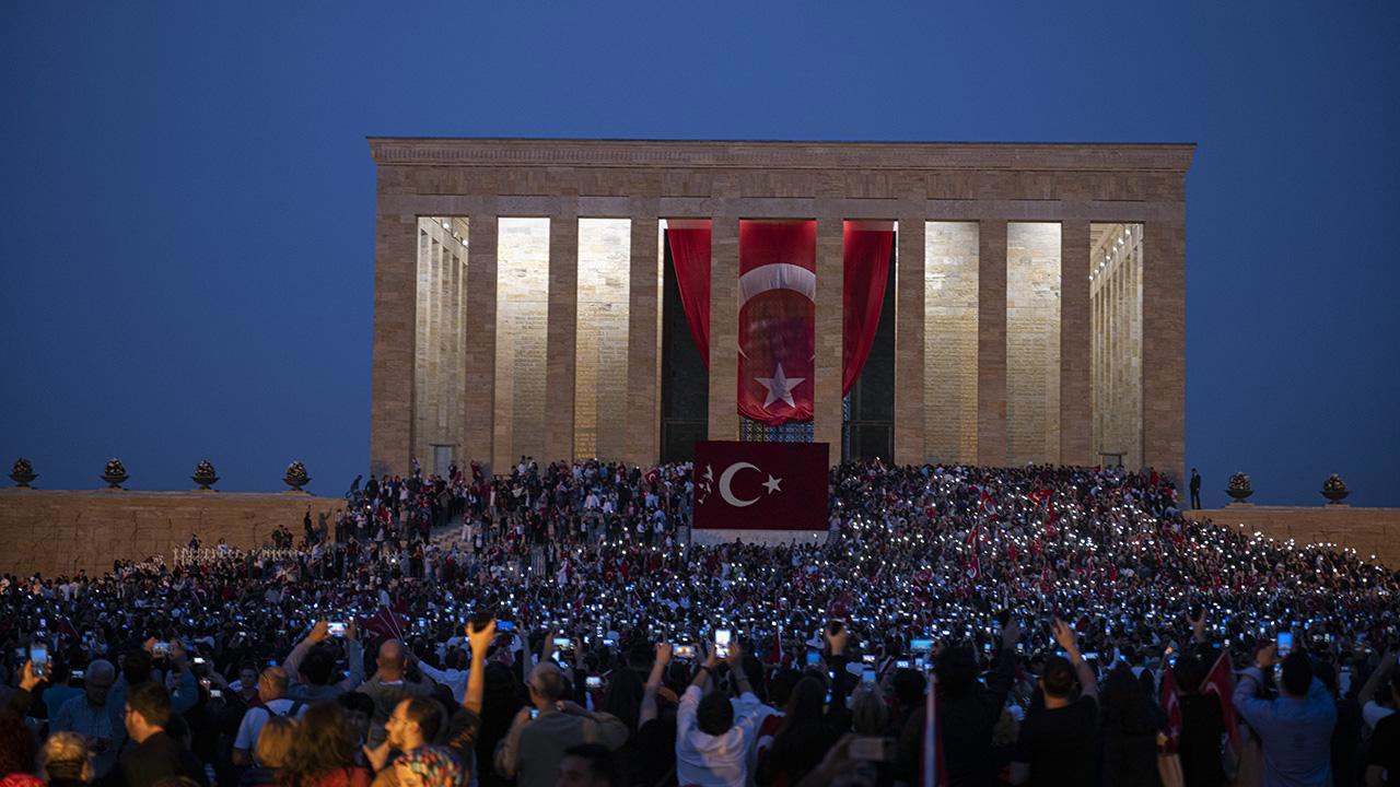 Anıtkabir Ziyaretçi Rekorunu Kırdı