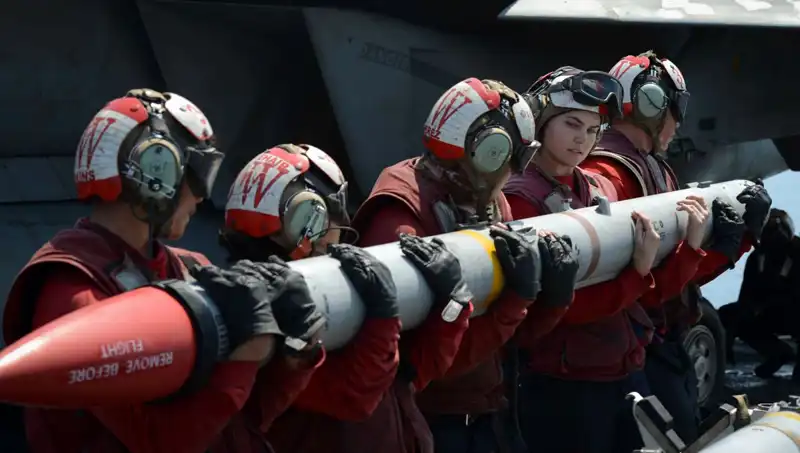 Amerikan Füzeleri Suudi Arabistan’a Hızla Yol Alıyor: Stratejik Bir Hamle mi?