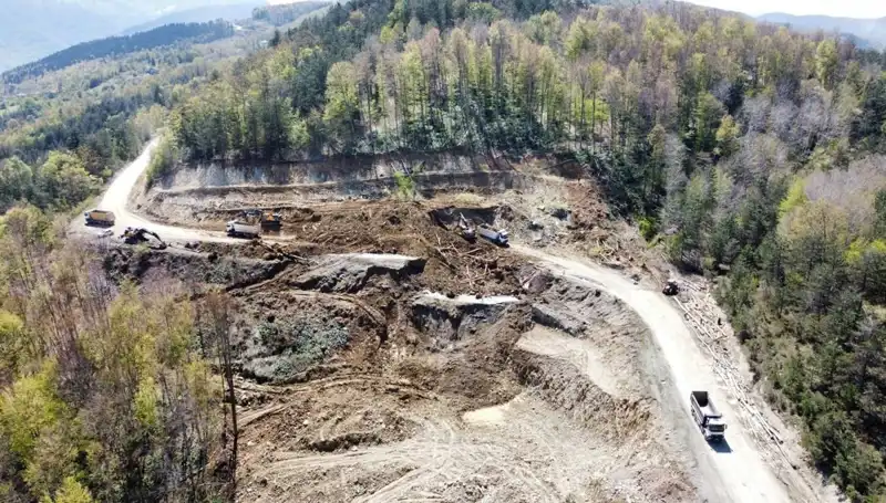 Kastamonu-Çatalzeytin Kara Yolunda Görülen Heyelan Sürprizi