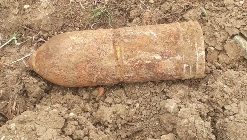 Çanakkale’de Tarihi Bir Keşif: Patlamamış Top Mermisi Bulundu!