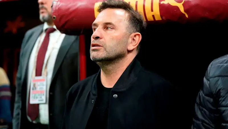 Galatasaray'da Okan Buruk'tan Dikkat Çeken Tek Değişiklik Dün Akşam