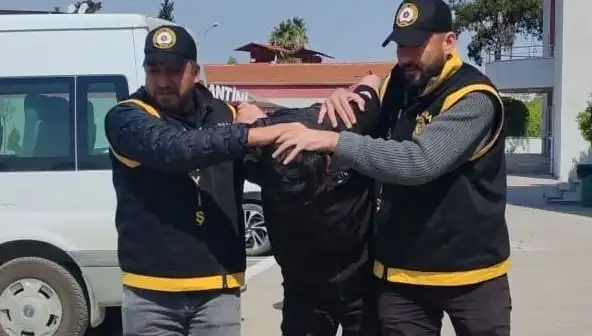 Sokak Ortasında Üç Kişinin Ölümü: Cinayetin Ardındaki Karanlık Sebep Ne?