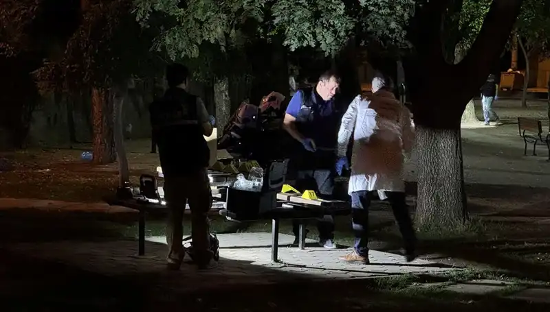 Husumet Kanlı Bitti: 1 Kişi Hayatını Kaybetti, 2'den Fazla Yaralı Var