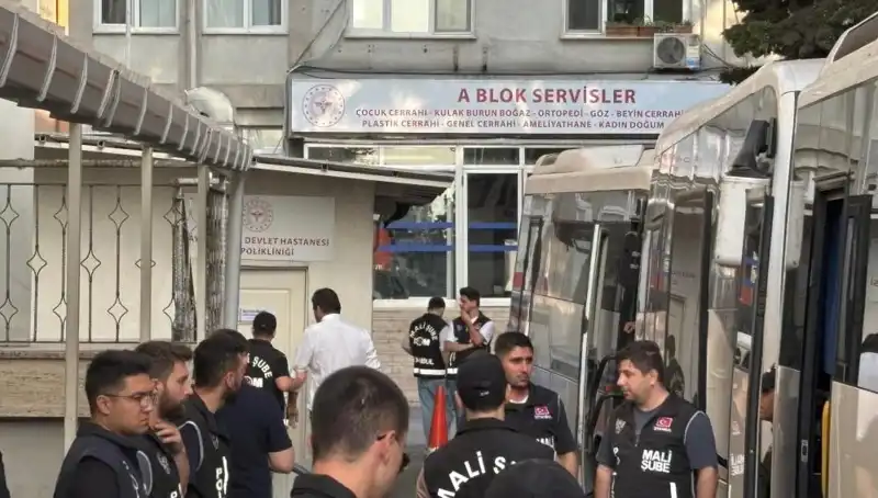 İstanbul'da İBB Soruşturmasında Flaş Gelişme: 25 Şüpheli Adliyeye Sevk Edildi