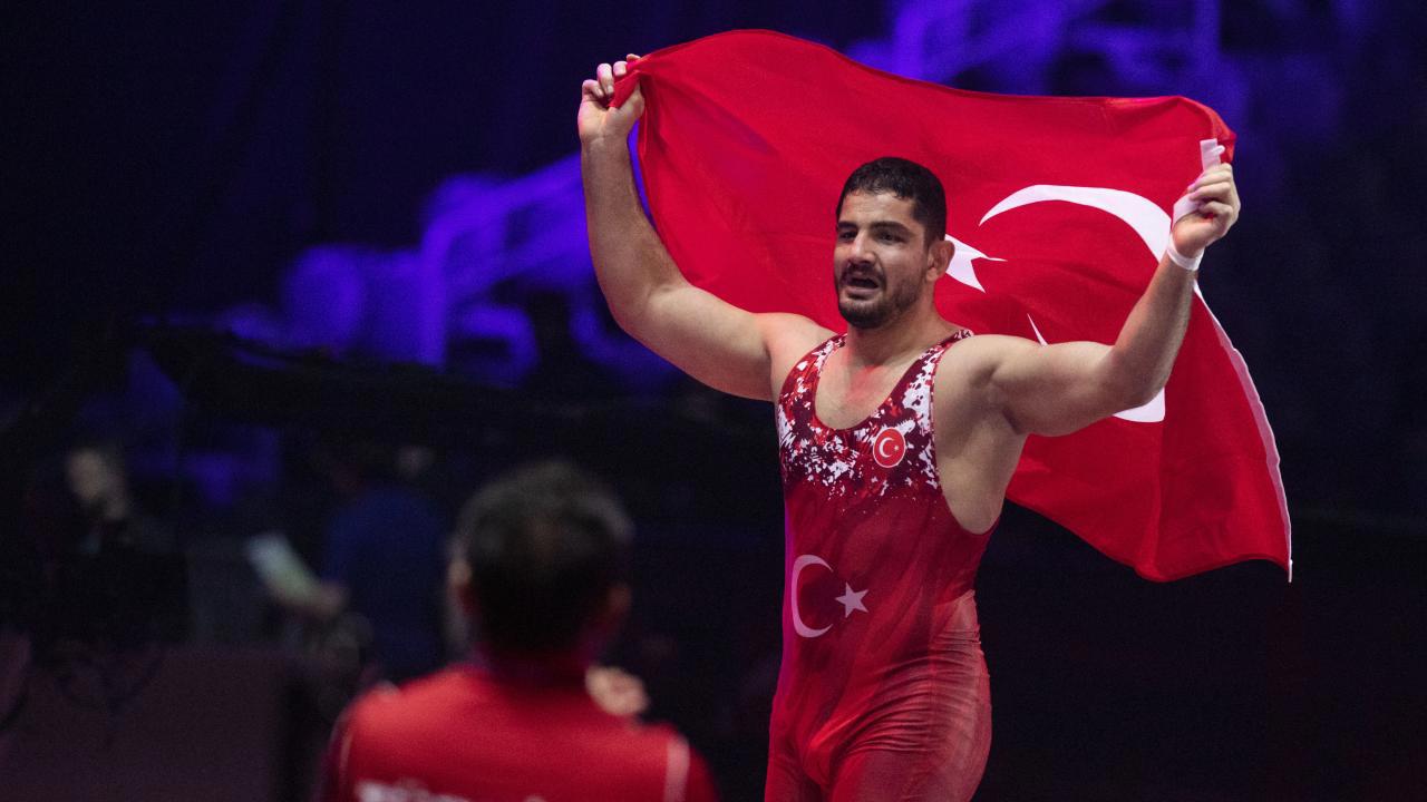 Türkiye Güreş Federasyonu'nun Yeni Başkanı Taha Akgül Oldu