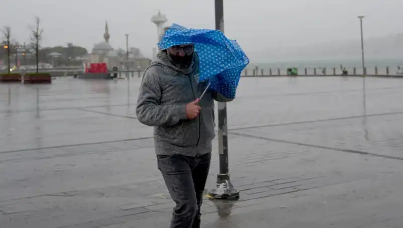 Türkiye'nin 14 İlinde Sarı Kodlu Meteorolojik Uyarı: Dikkat Edilmesi Gerekenler