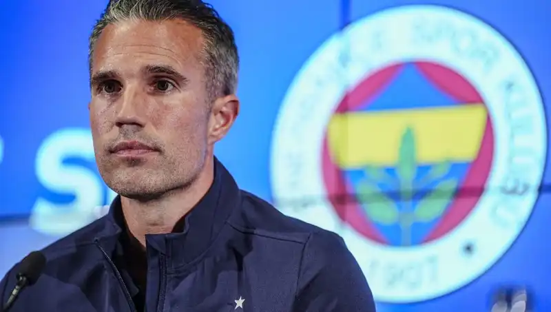 Robin van Persie, Fenerbahçe'nin Tur Şansını Yüzde Olarak Belirtti