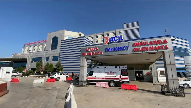 225 İşçi Tavuktan Zehirlenerek Hastaneye Kaldırıldı, Hepsi Taburcu Oldu!